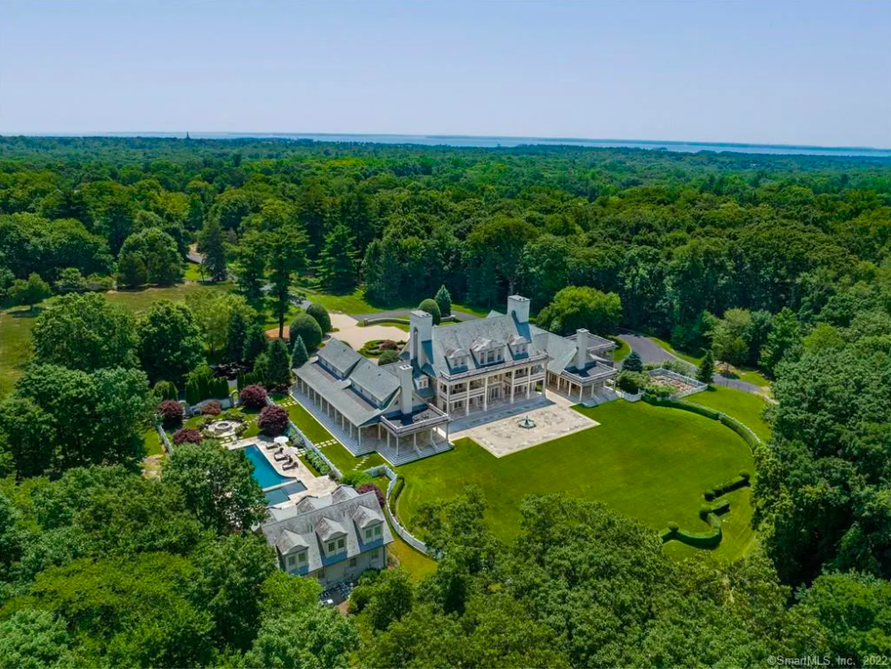Custom-Built Connecticut Estate in the Heart of Mid-Country
